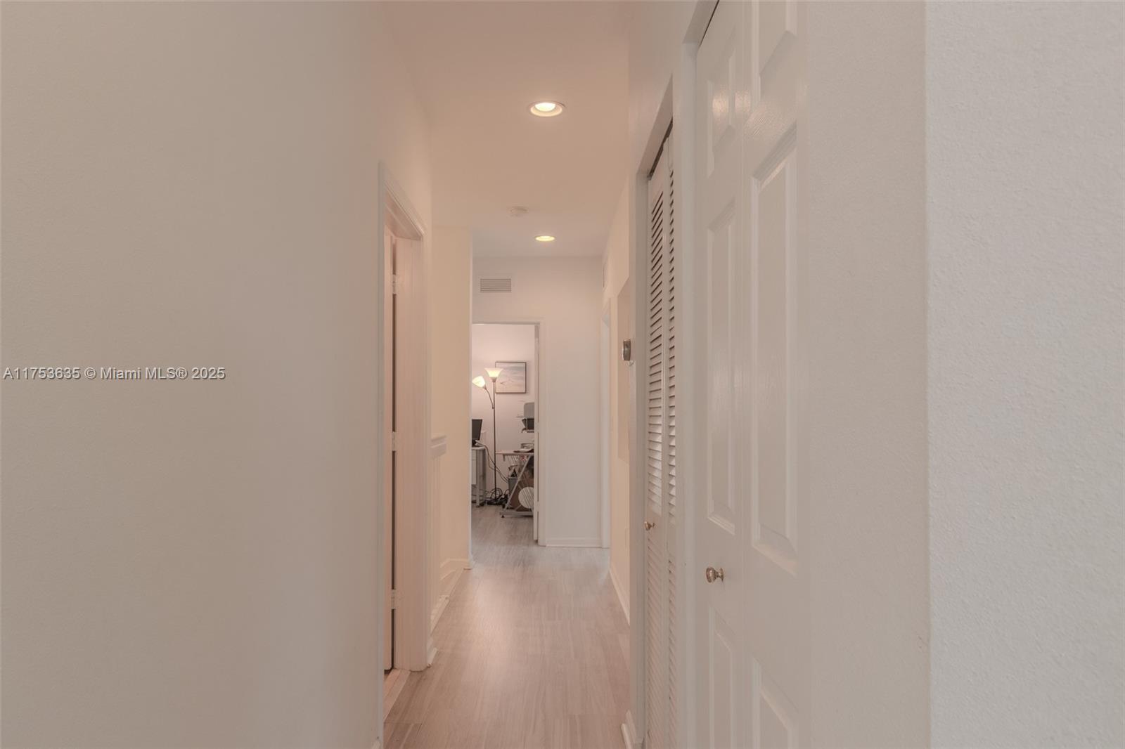 Listing Photo 27