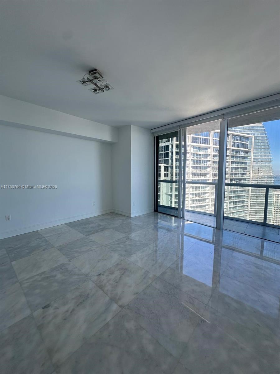 495 Brickell Ave #5402, Miami FL 33131