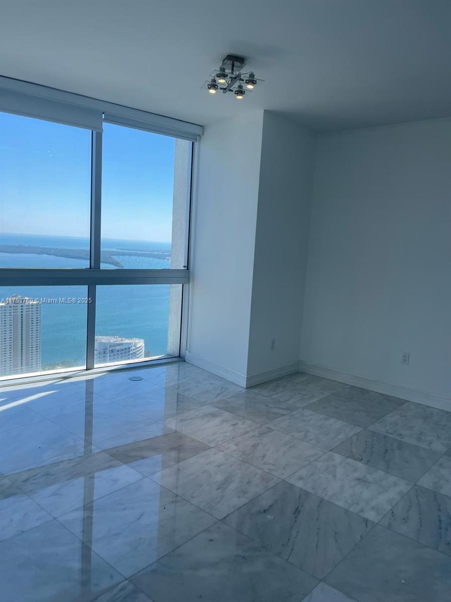 495 Brickell Ave #5402, Miami FL 33131