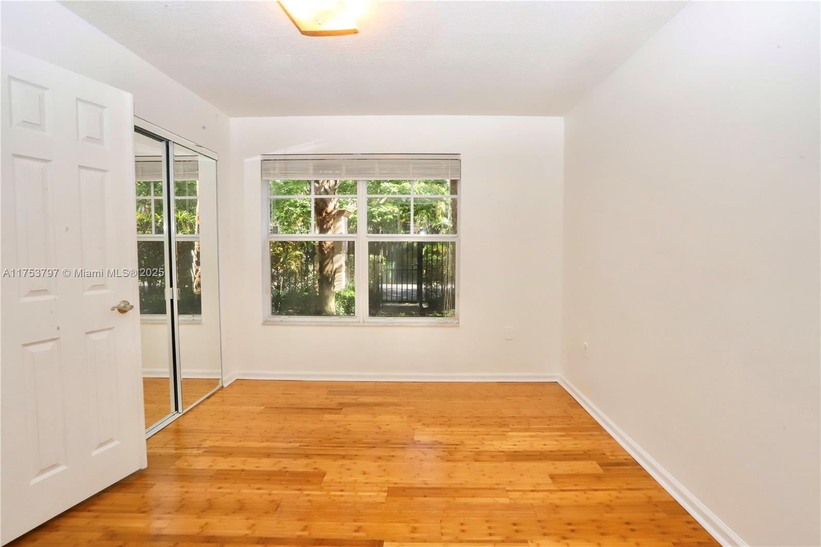 Listing Photo 13