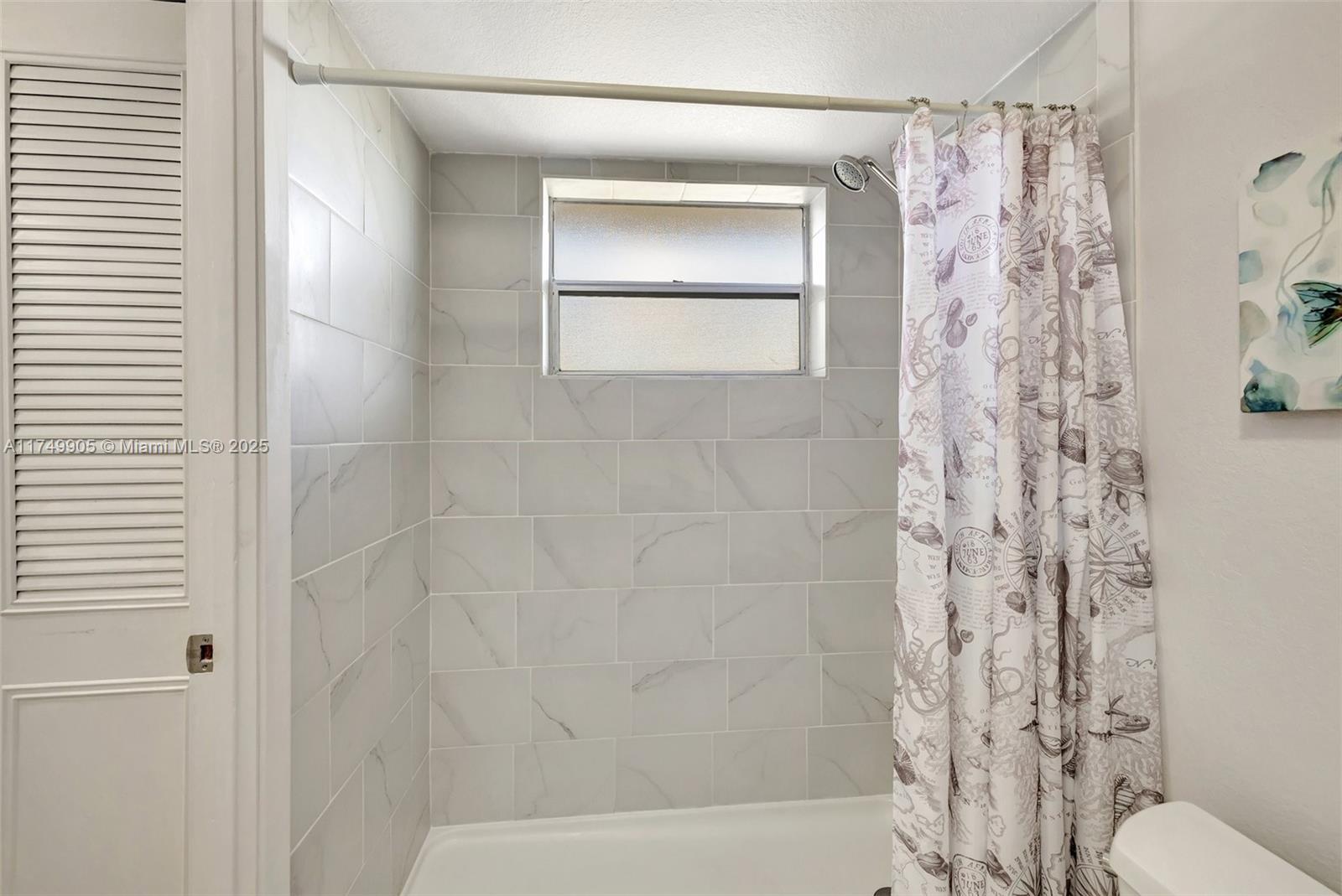 5002 NW 35th St #306, Lauderdale Lakes, Florida image 16