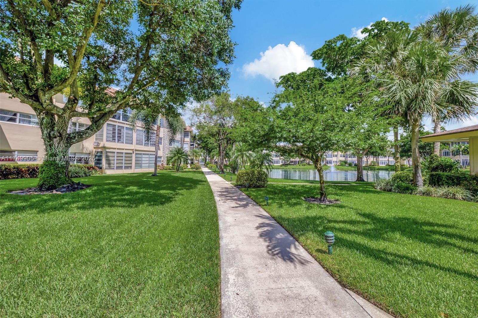 5002 NW 35th St #306, Lauderdale Lakes, Florida image 25