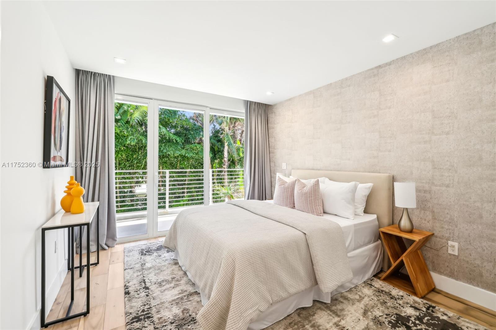 425 Harbor Dr, Key Biscayne, Florida image 42