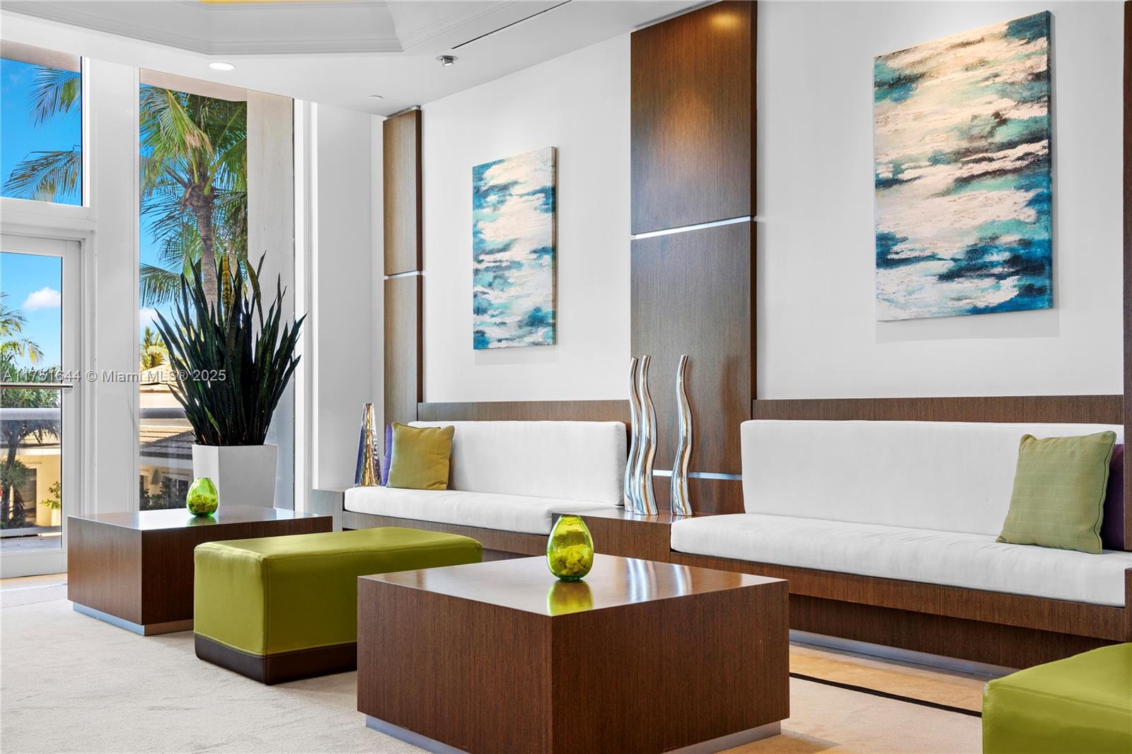 4775 Collins Ave #1806, Miami Beach FL 33140