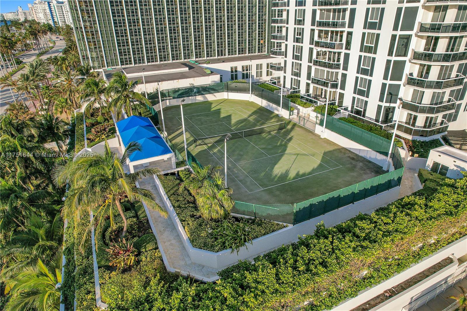 4775 Collins Ave #1806, Miami Beach FL 33140