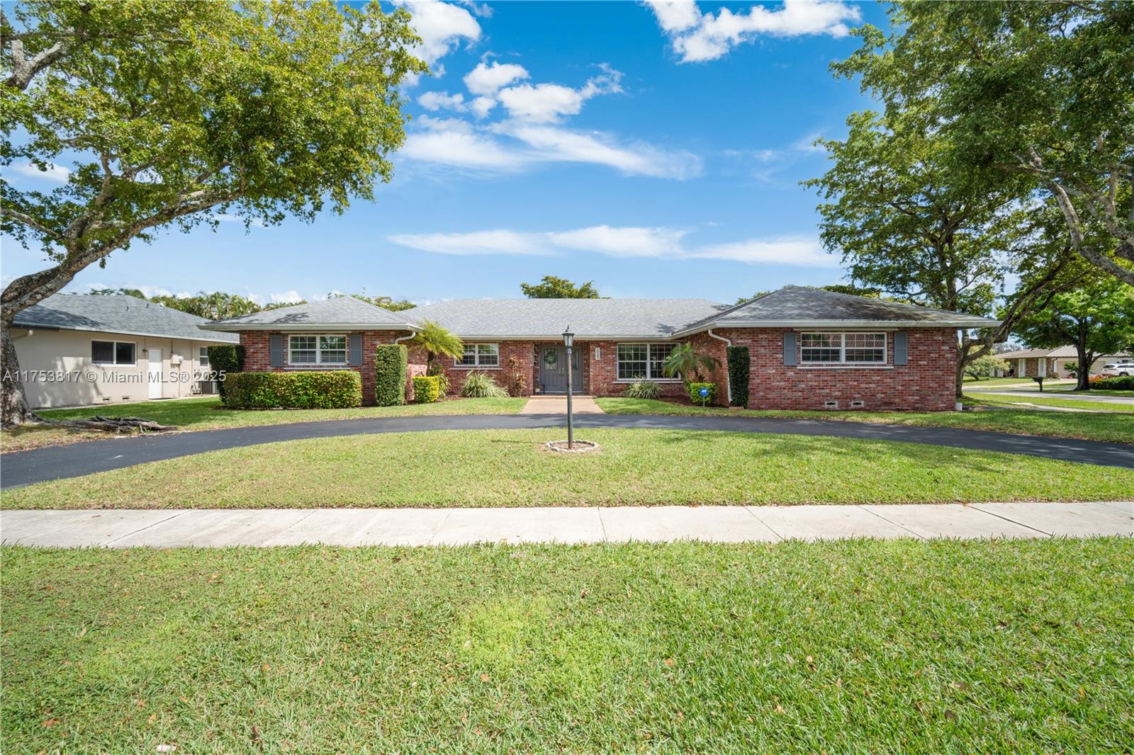 1980 SW 68th Ave, Plantation, Florida image 1