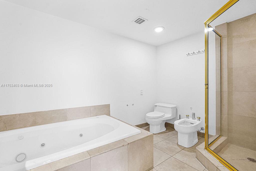 8925 Collins Ave #2E, Surfside, Florida image 23