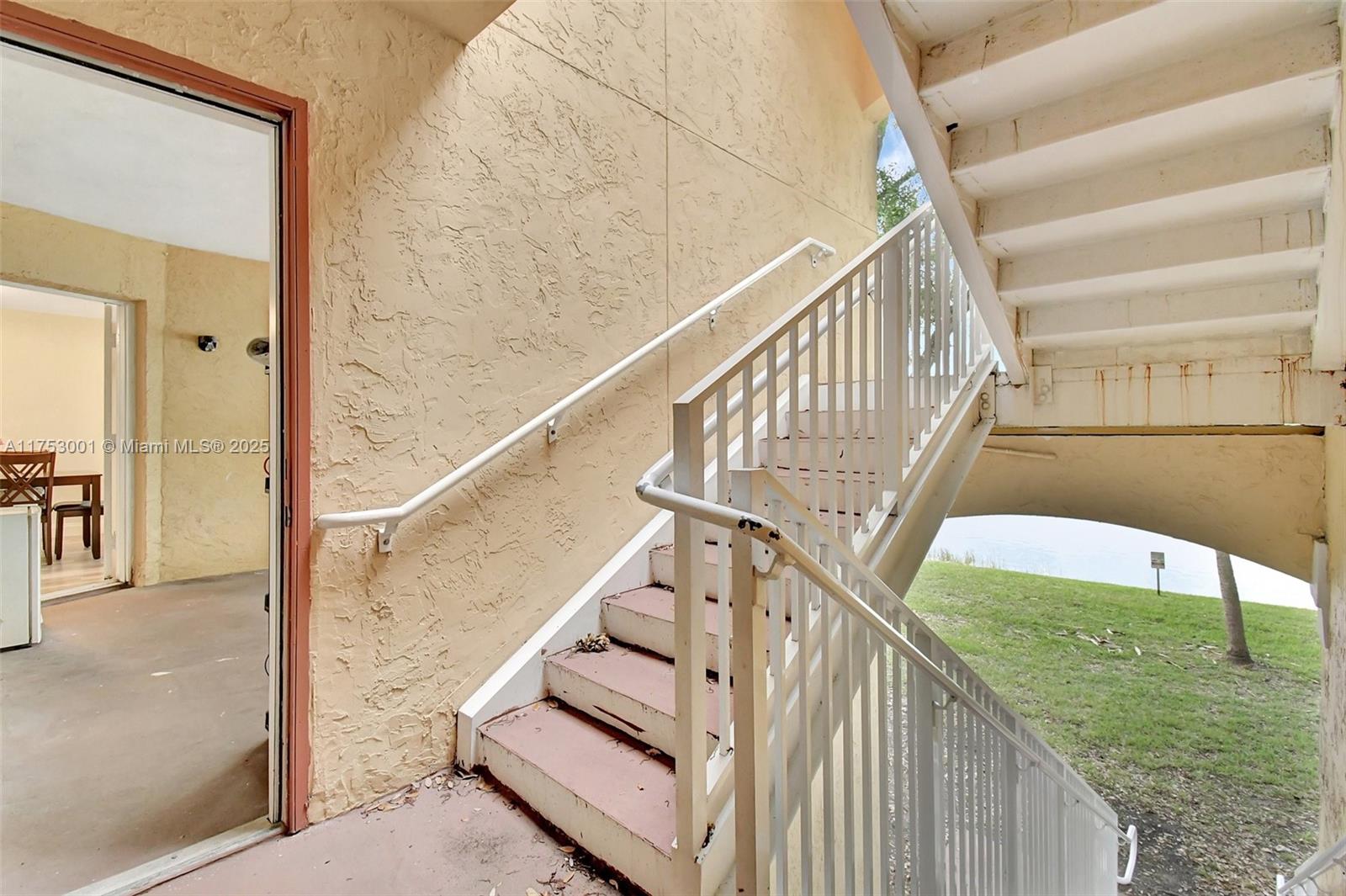 2445 NW 33rd St #1410, Oakland Park, Florida image 36