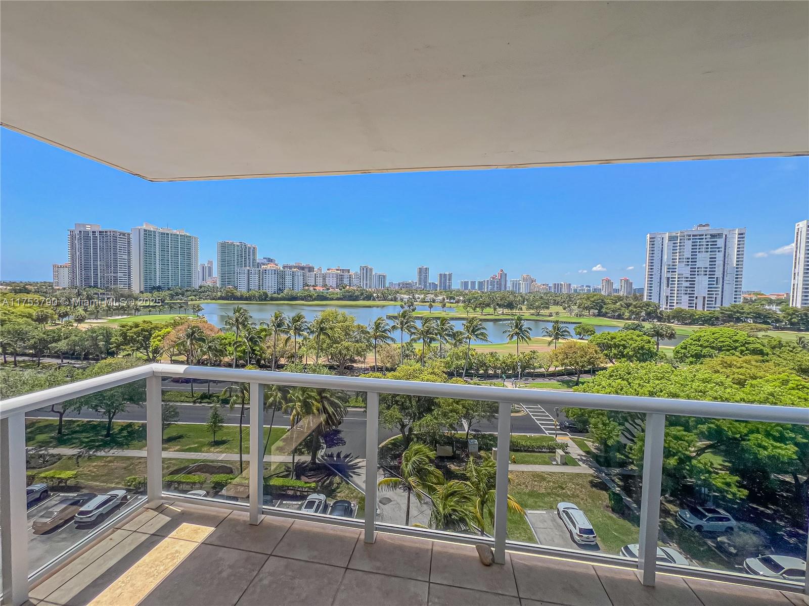3625 N Country Club Dr #808, Aventura, Florida image 13