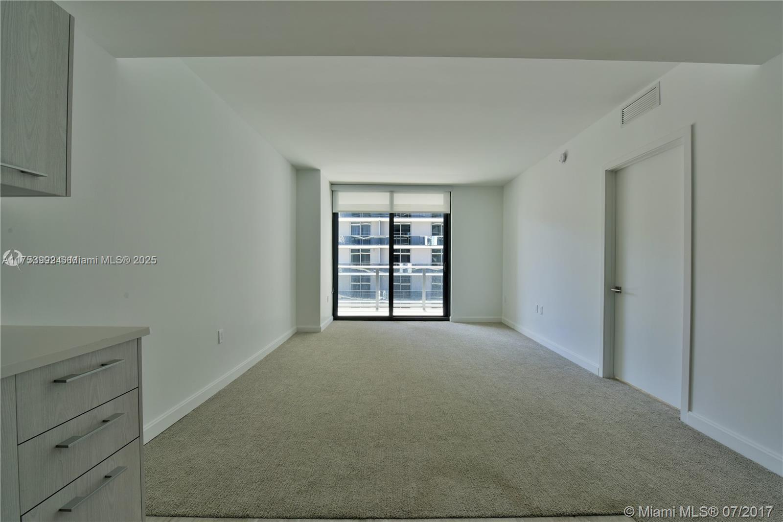 45 SW 9 st #1907, Miami FL 33130