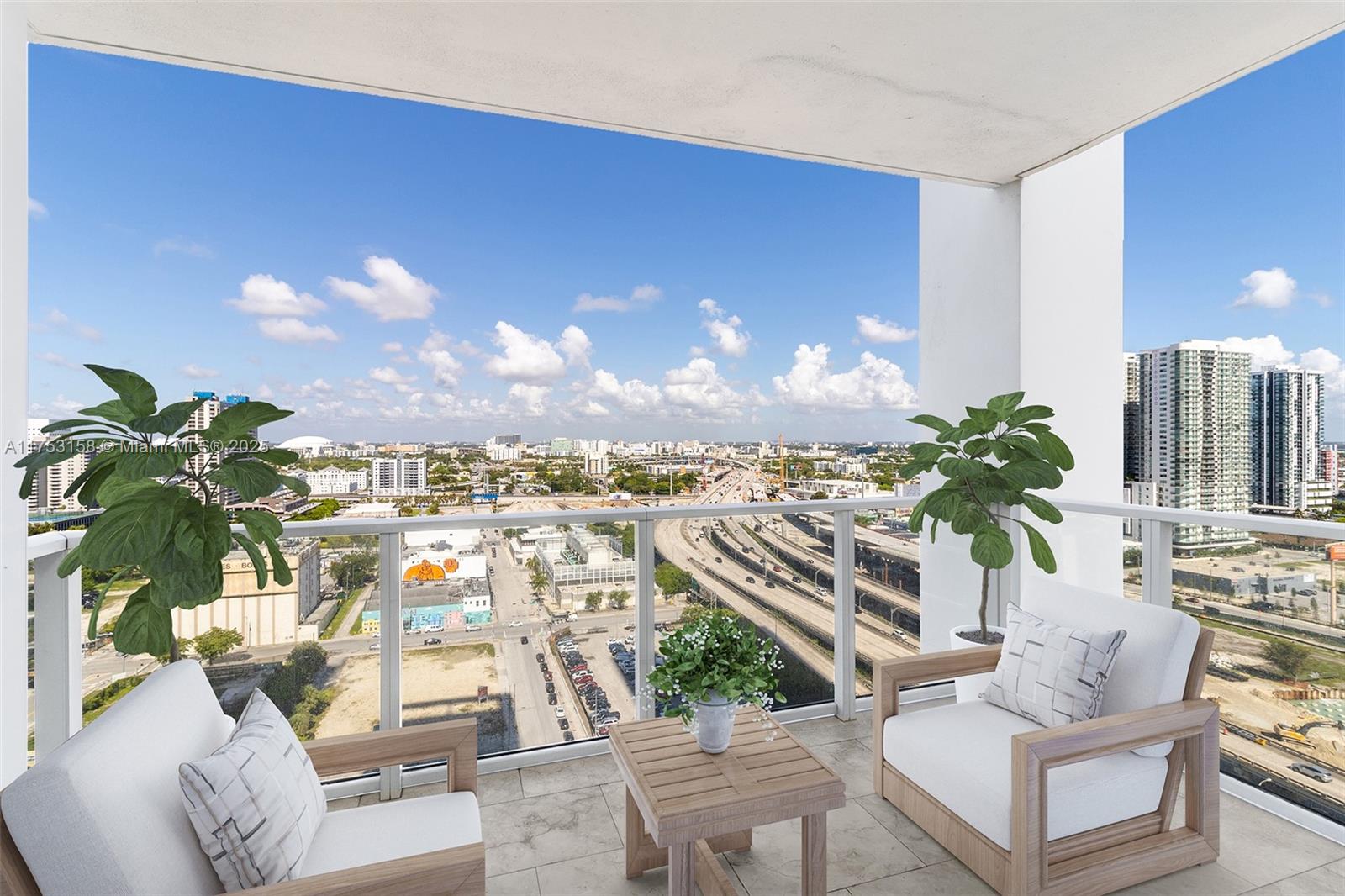 1040 Biscayne Blvd #1806, Miami FL 33132