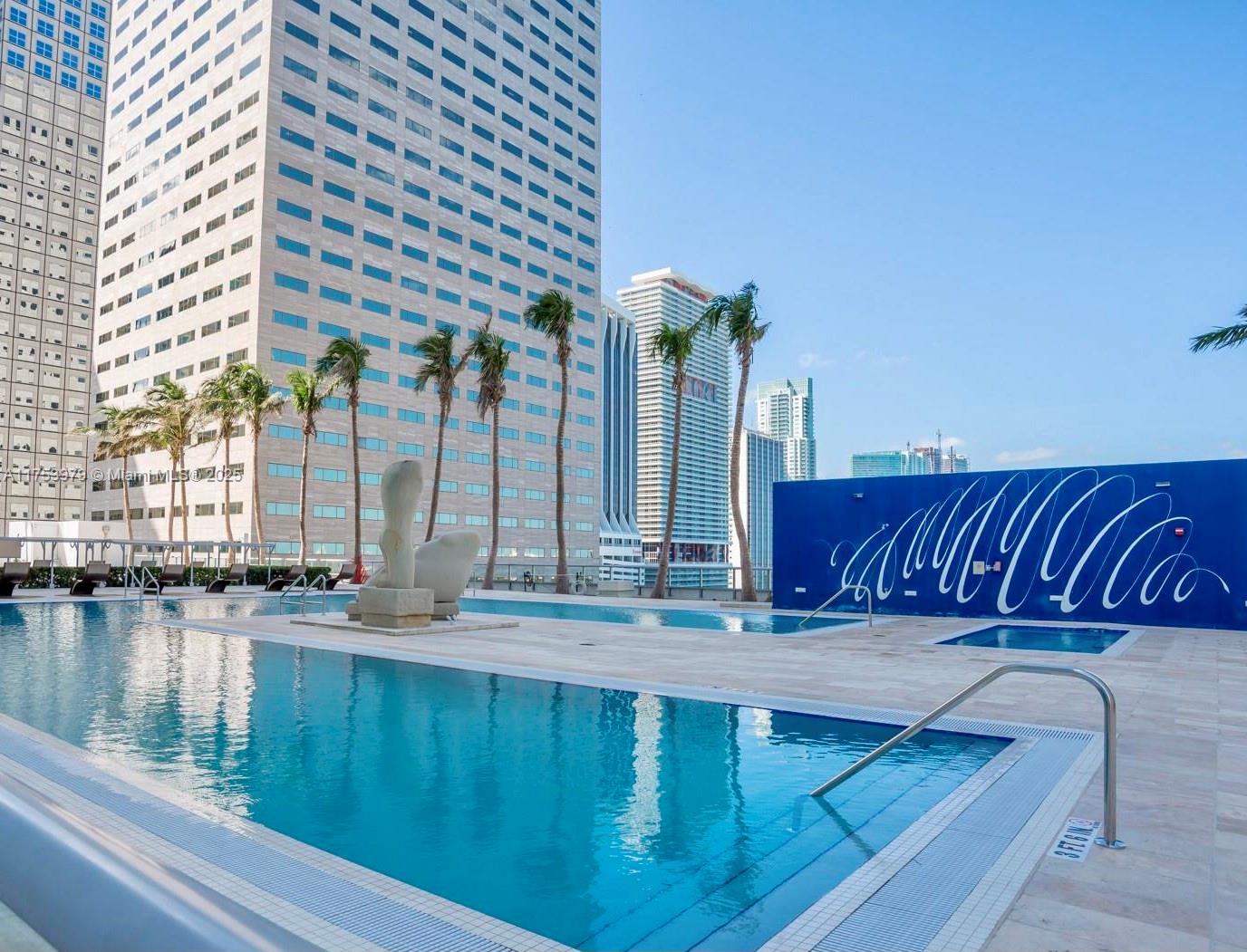 335 S Biscayne Blvd #810, Miami FL 33131