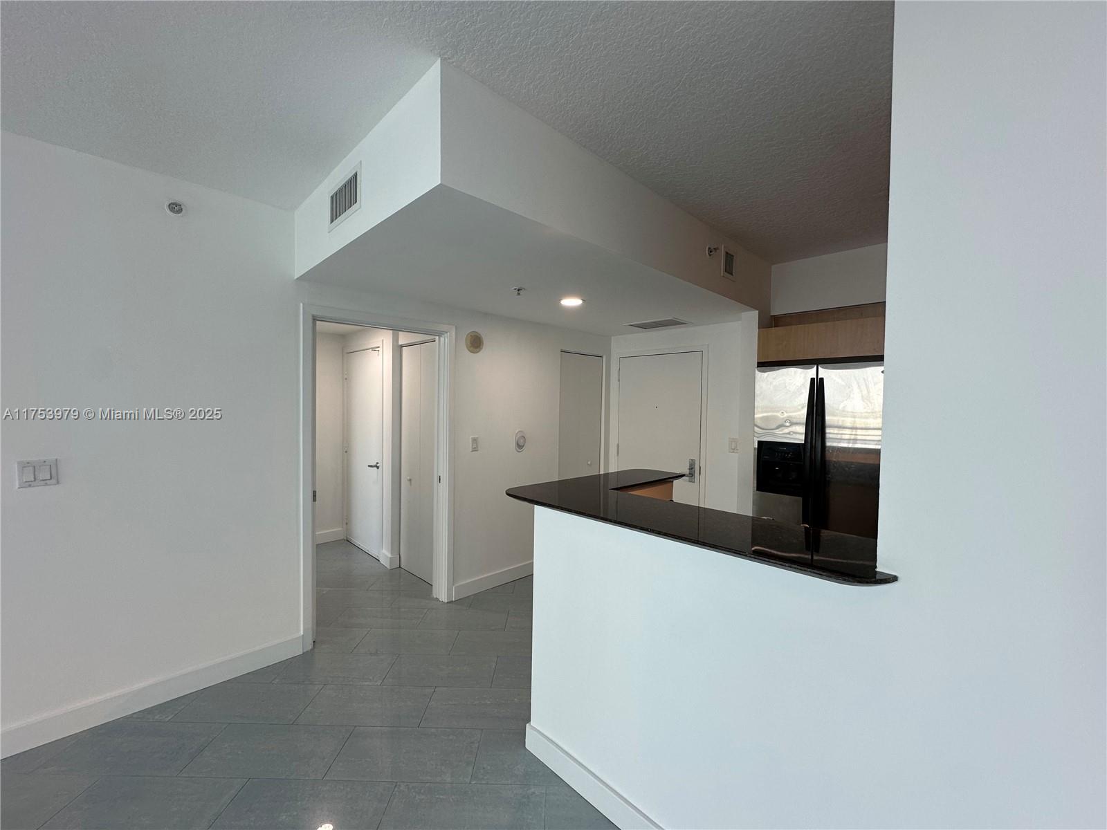 335 S Biscayne Blvd #810, Miami FL 33131
