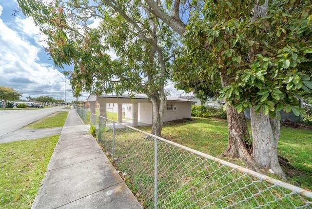 5401 SW 20th St, West Park, Florida image 6