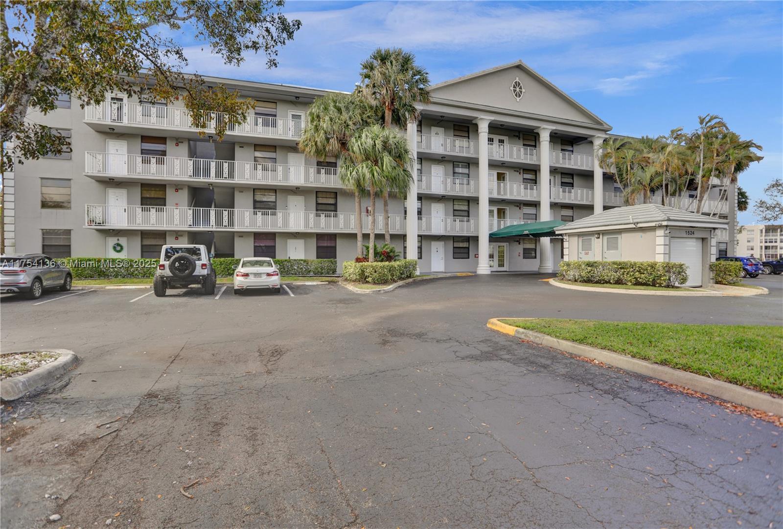 1524 Whitehall Dr #102, Davie, Florida image 29