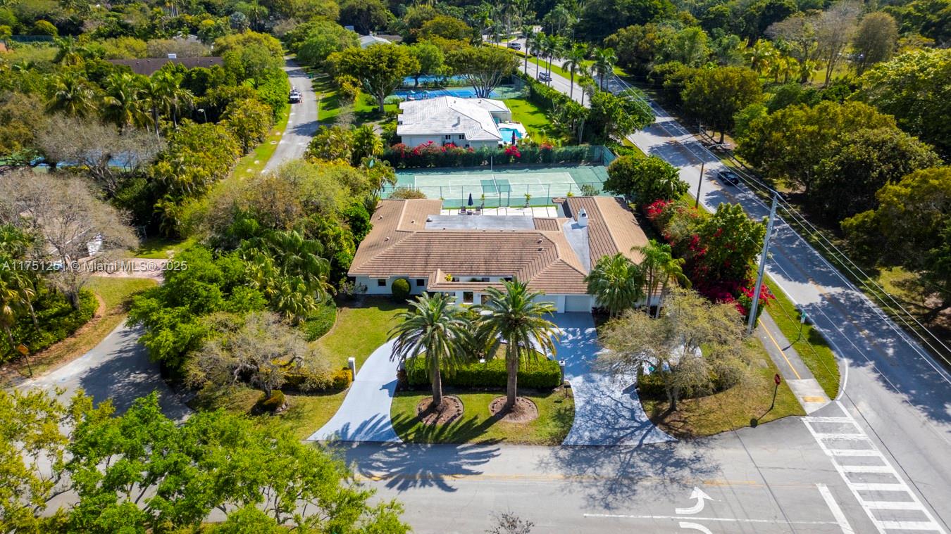 13551 SW 62nd Ave, Pinecrest, Florida image 37