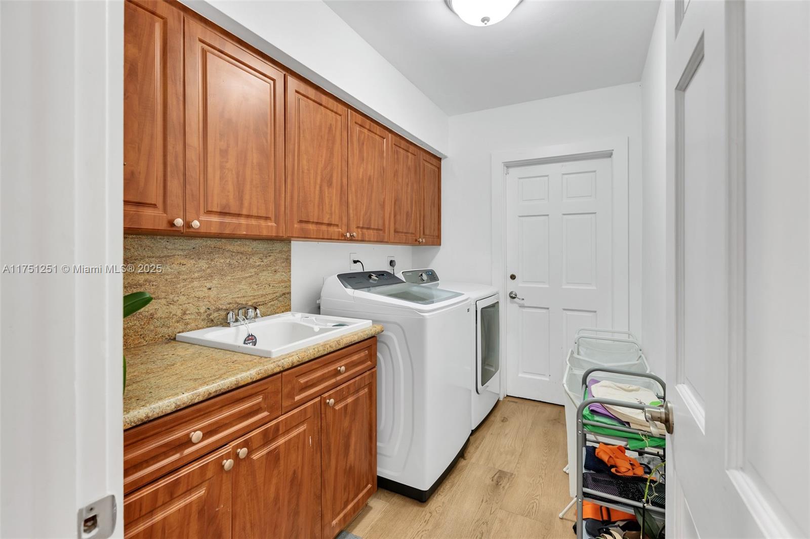 13551 SW 62nd Ave, Pinecrest, Florida image 39