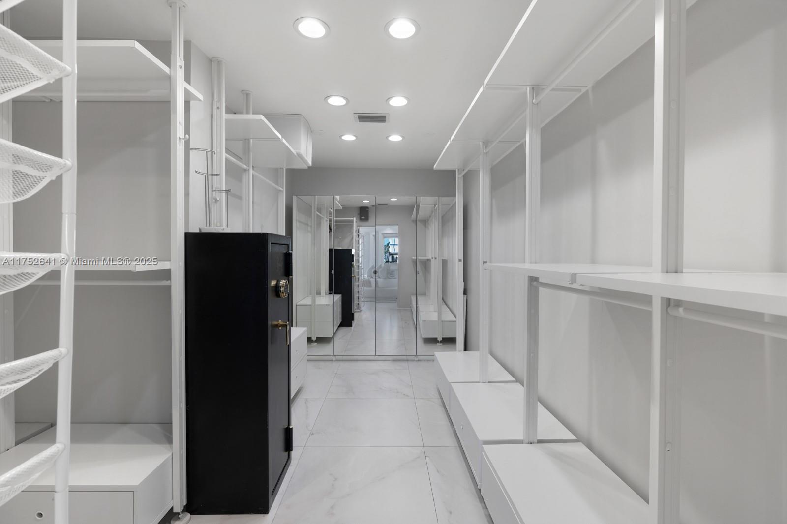 3605 Flamingo Dr, Miami Beach, Florida image 24