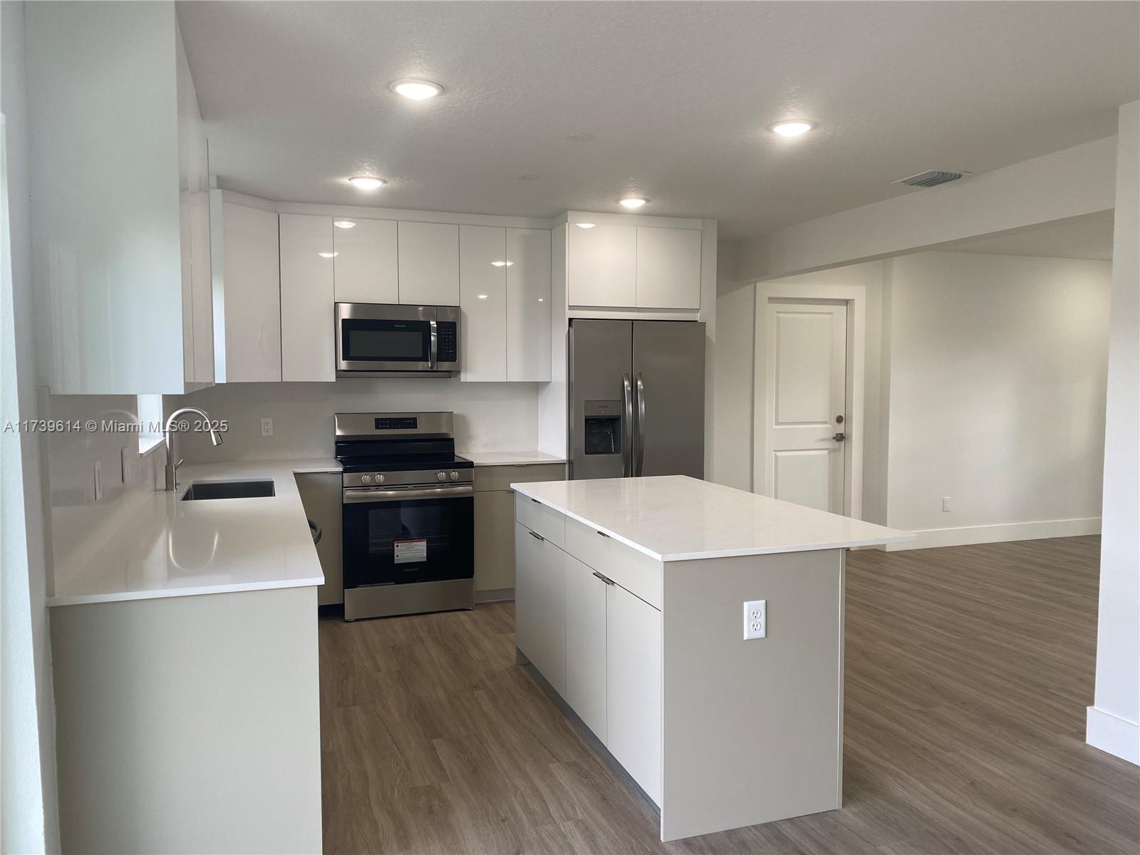 1115 Munster Court, Kissimmee, Florida image 11