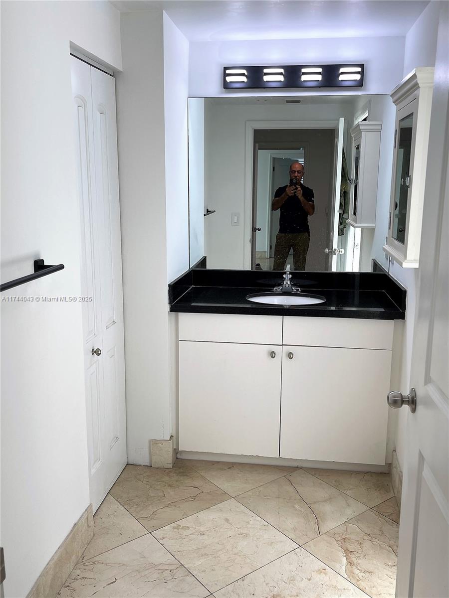 1250 S Miami Ave #2906, Miami FL 33130