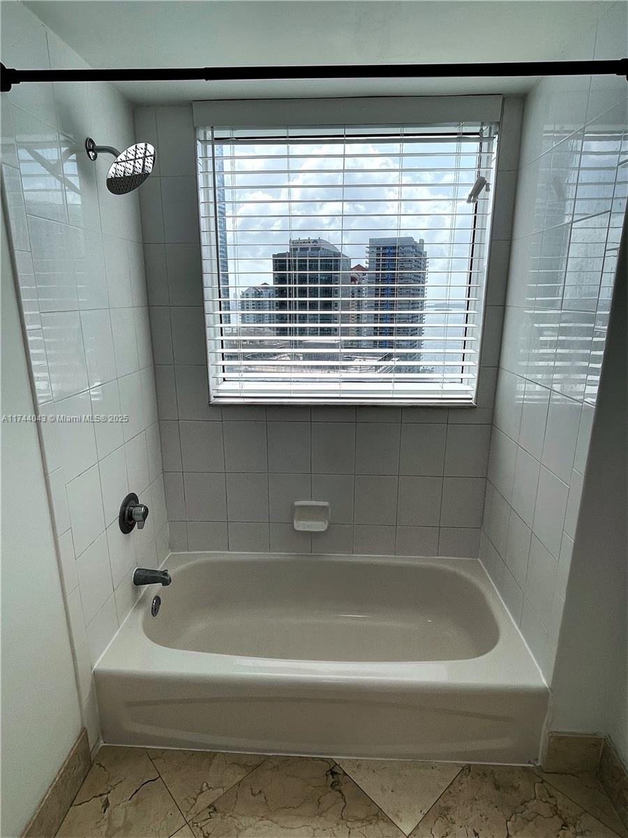 1250 S Miami Ave #2906, Miami FL 33130