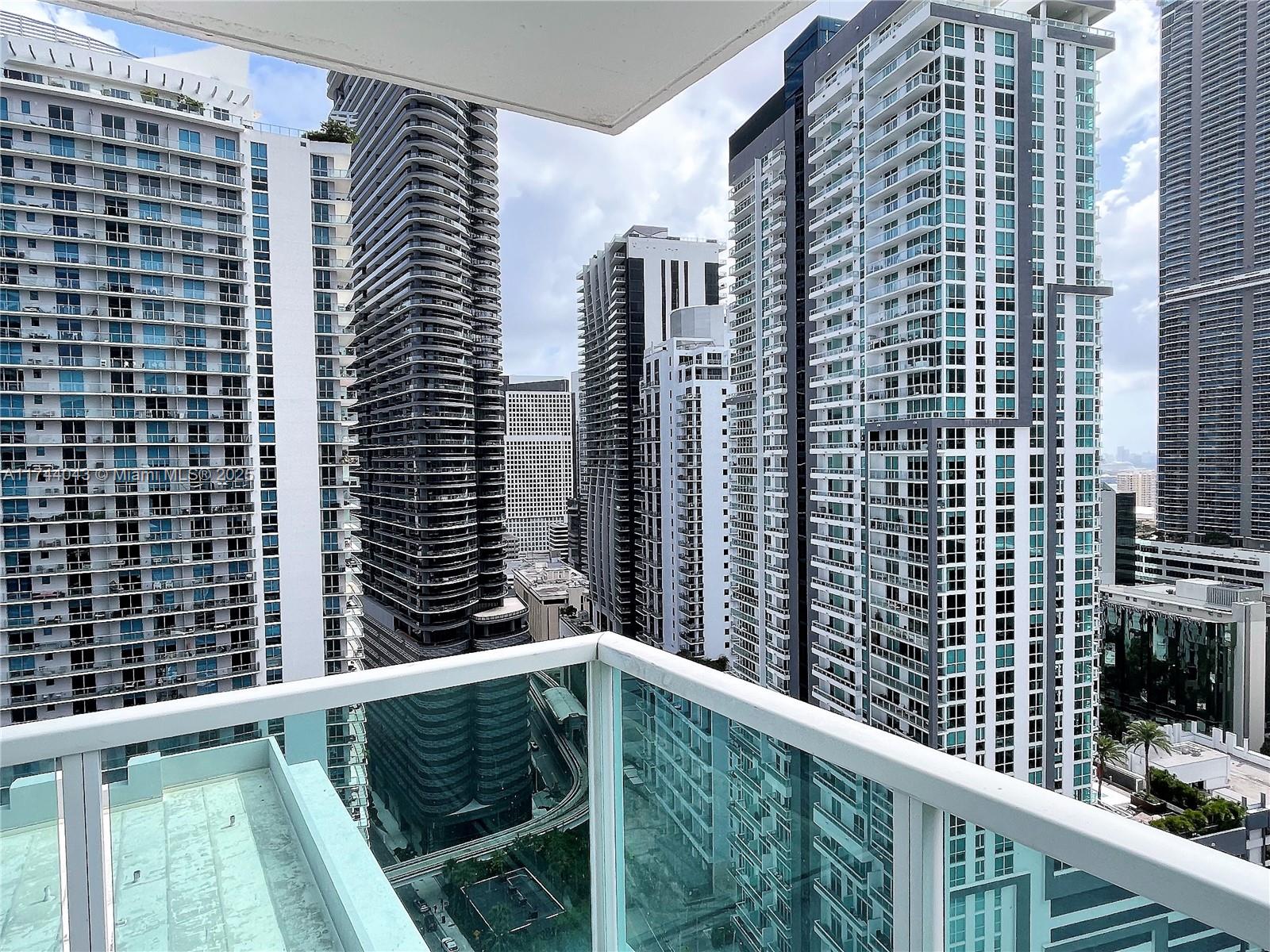 1250 S Miami Ave #2906, Miami FL 33130