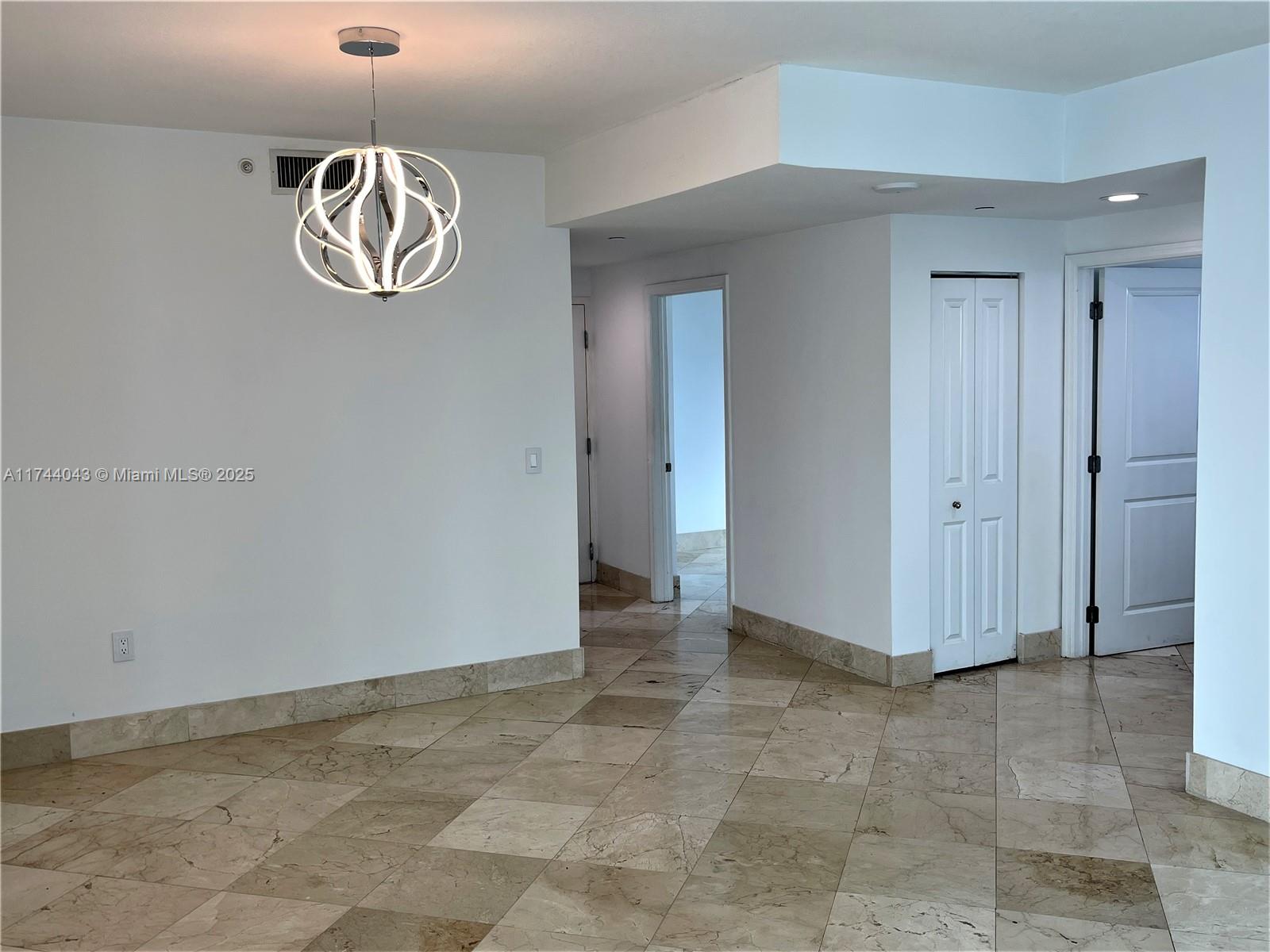 1250 S Miami Ave #2906, Miami FL 33130