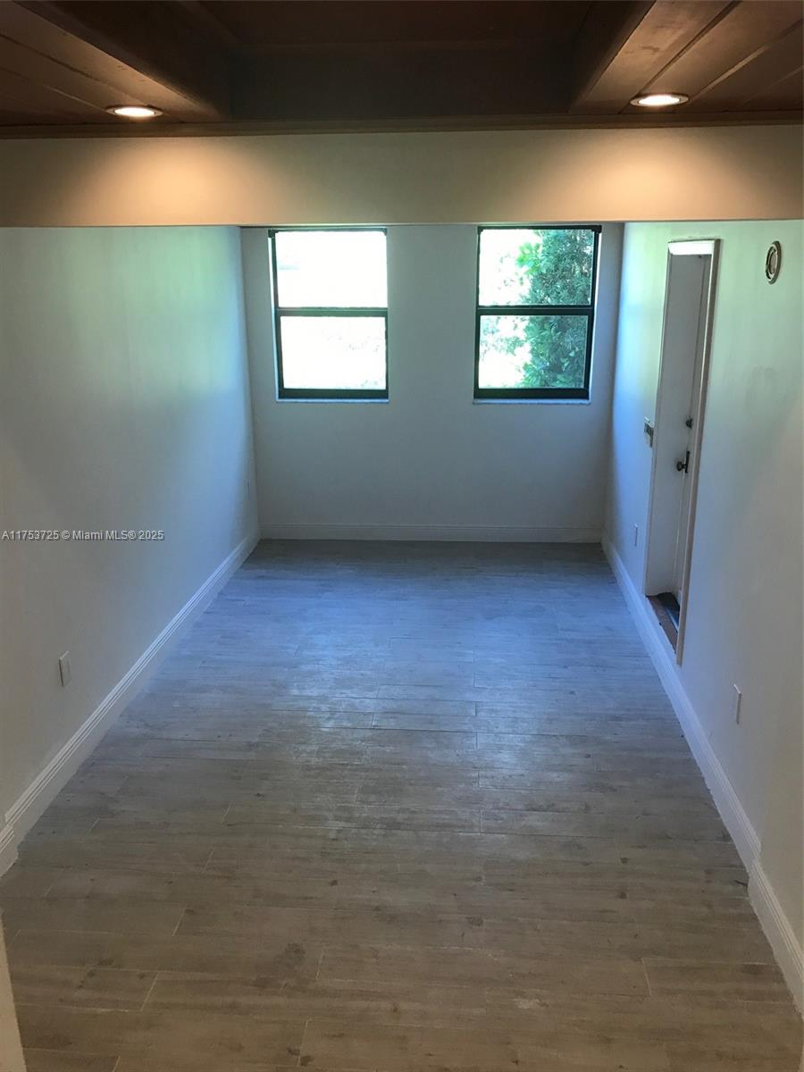 Listing Photo 20