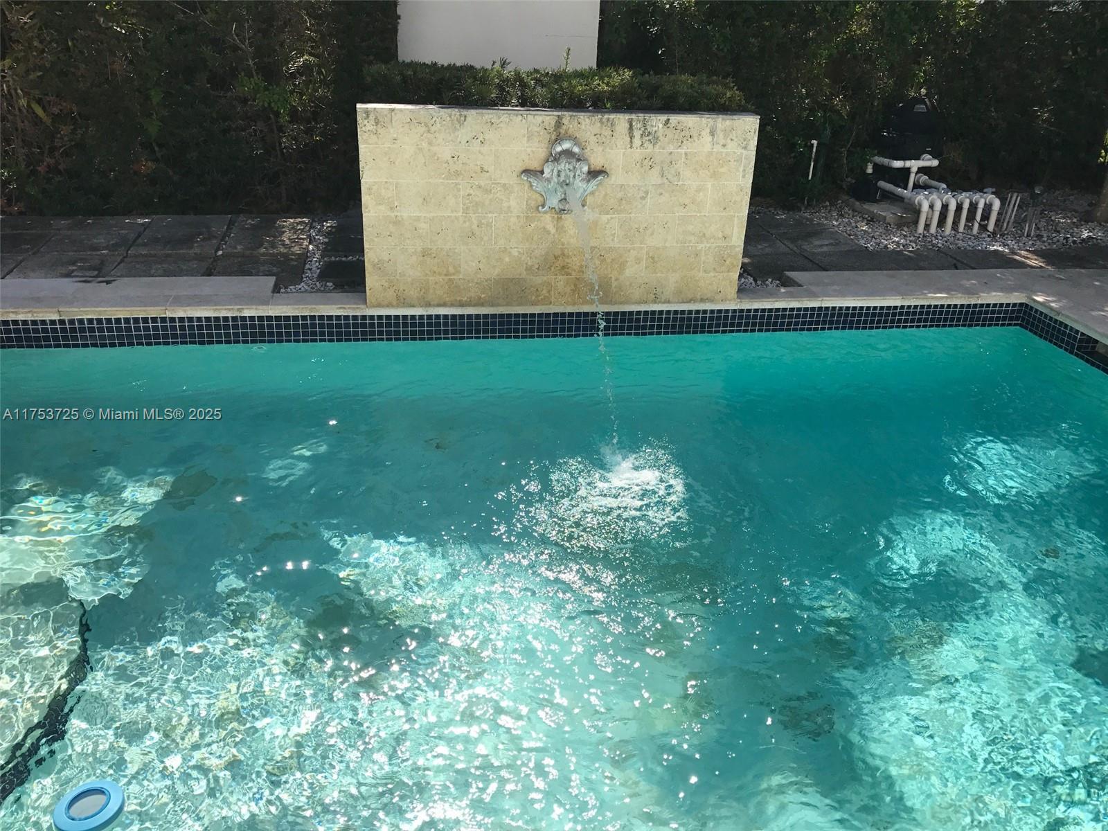 4575 Post Ave, Miami Beach, Florida image 4