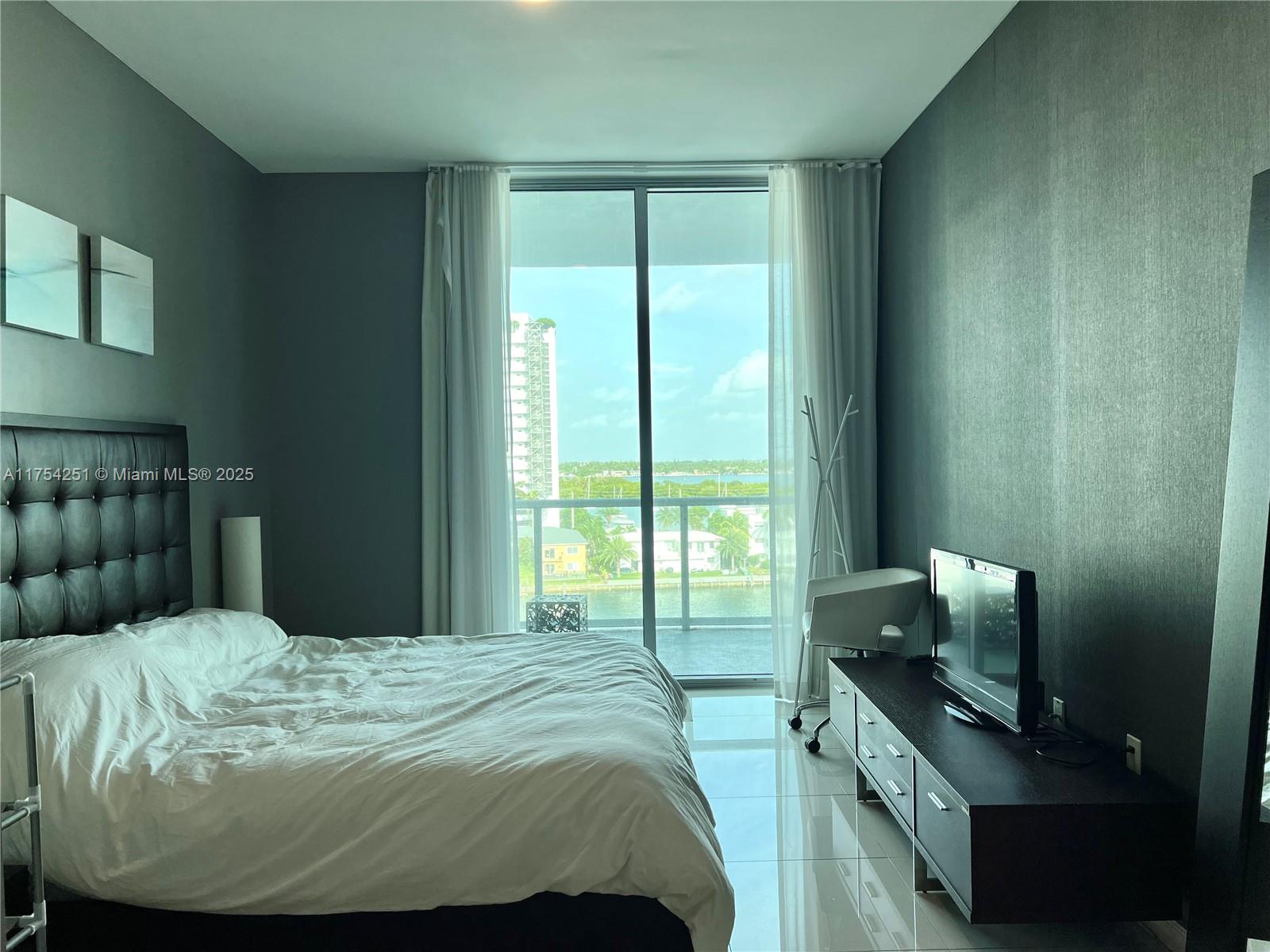 7928 East Dr #705, North Bay Village, Florida image 7