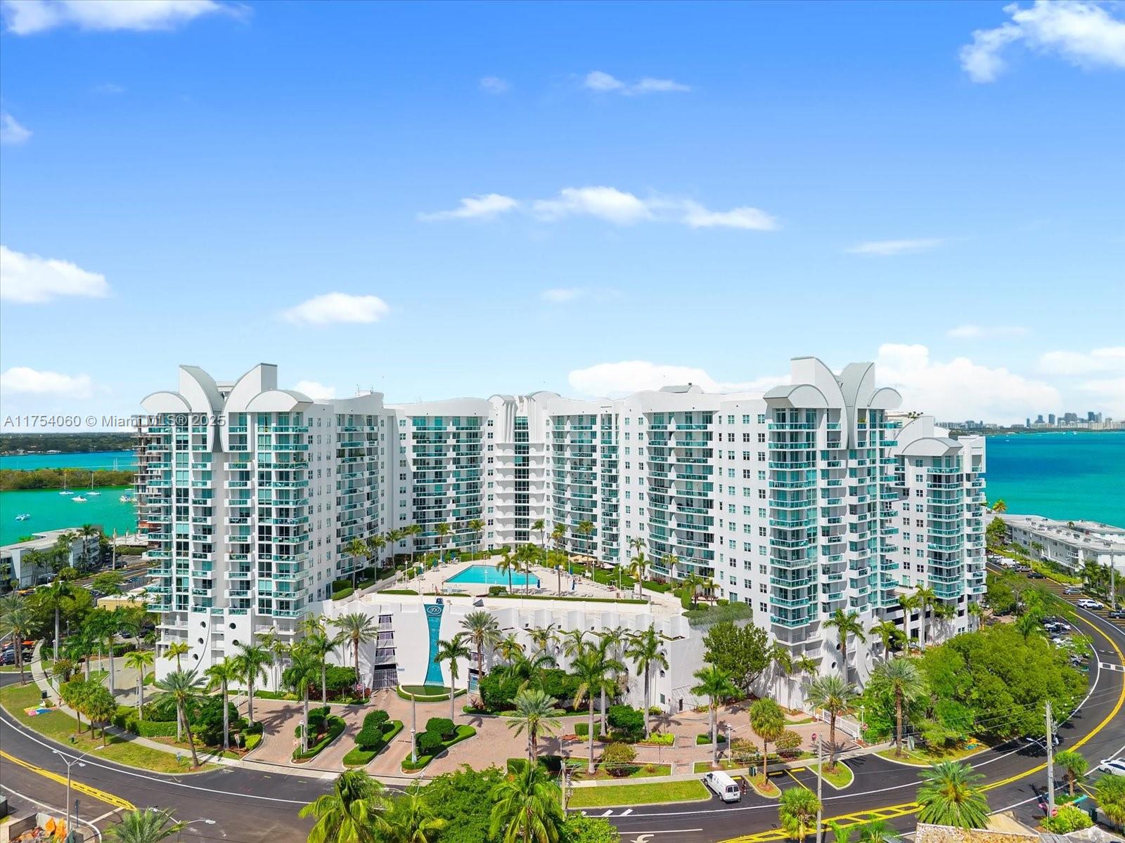 7900 Harbor Island Dr #818, North Bay Village FL 33141