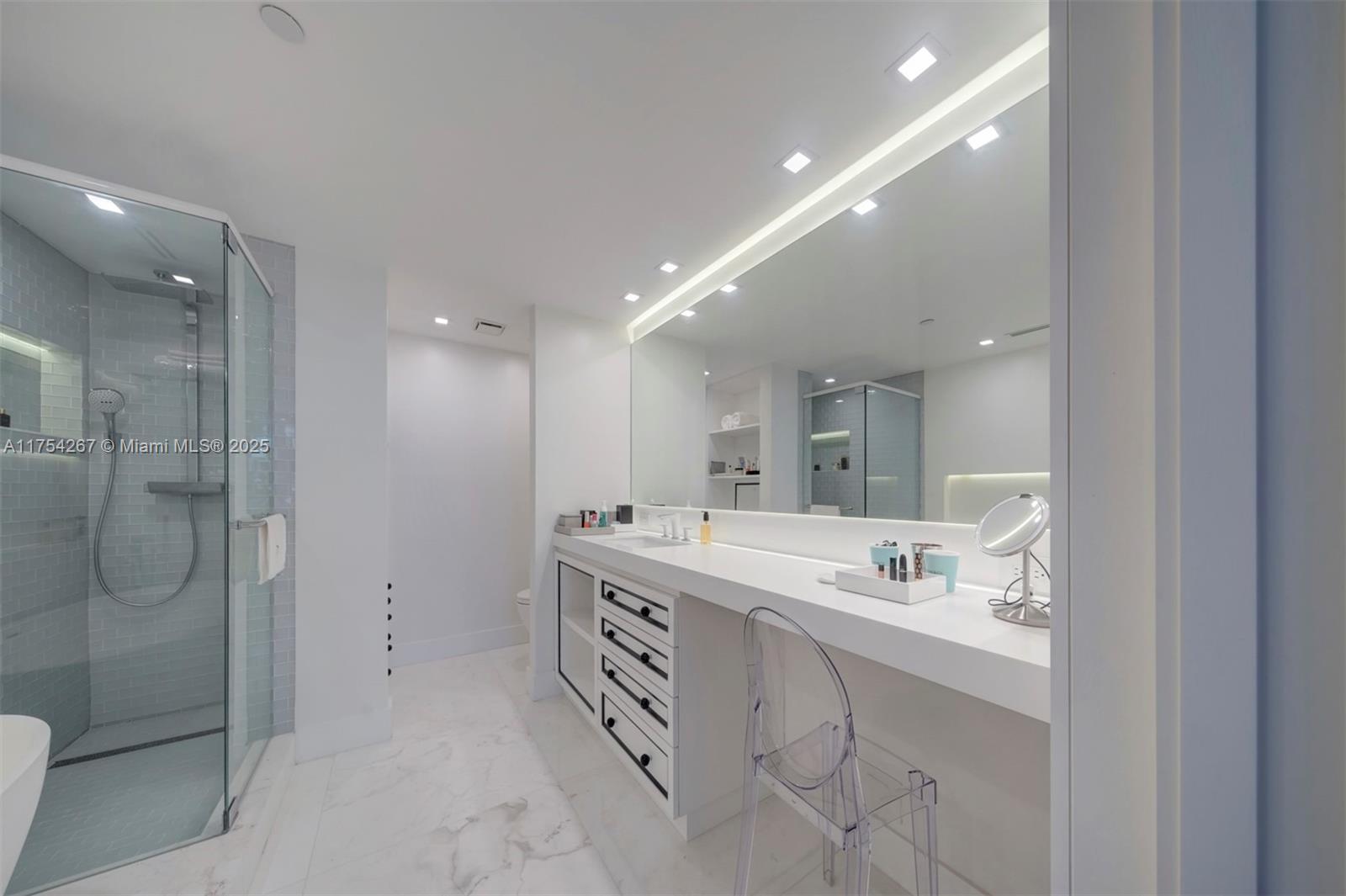 10175 Collins Ave #1106, Bal Harbour, Florida image 22