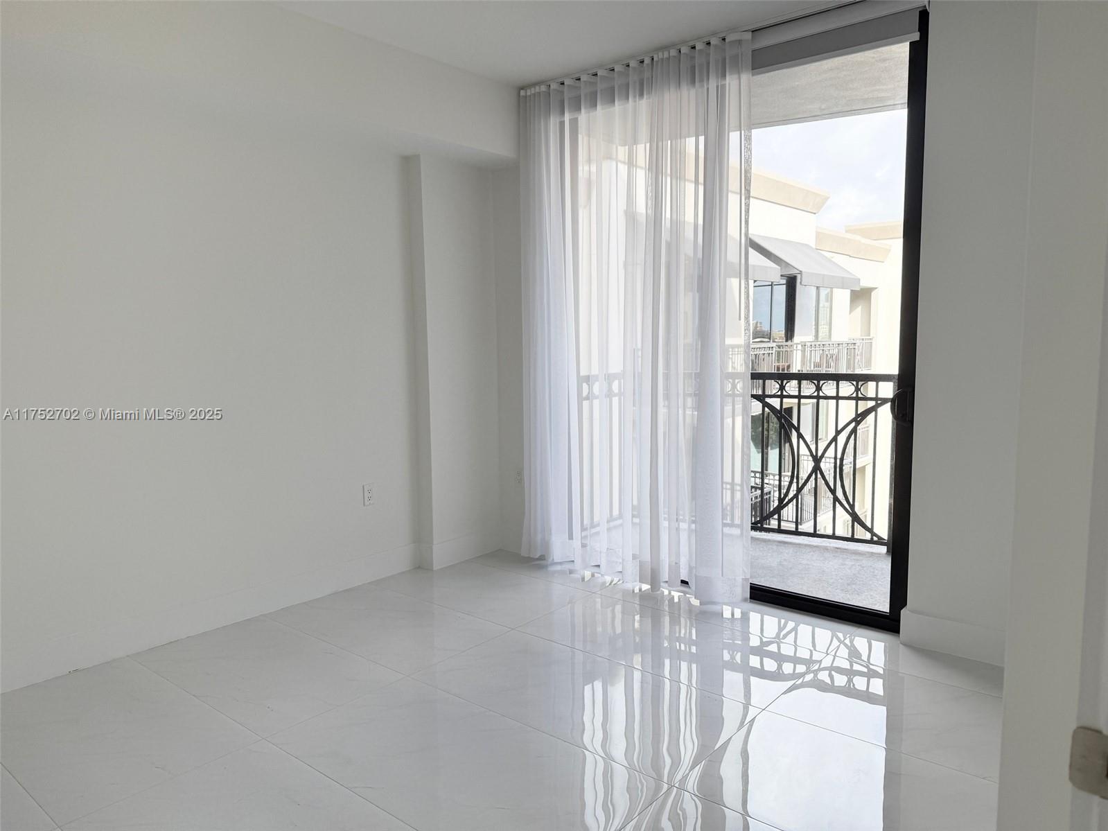 301 Altara Ave #814, Coral Gables, Florida image 15