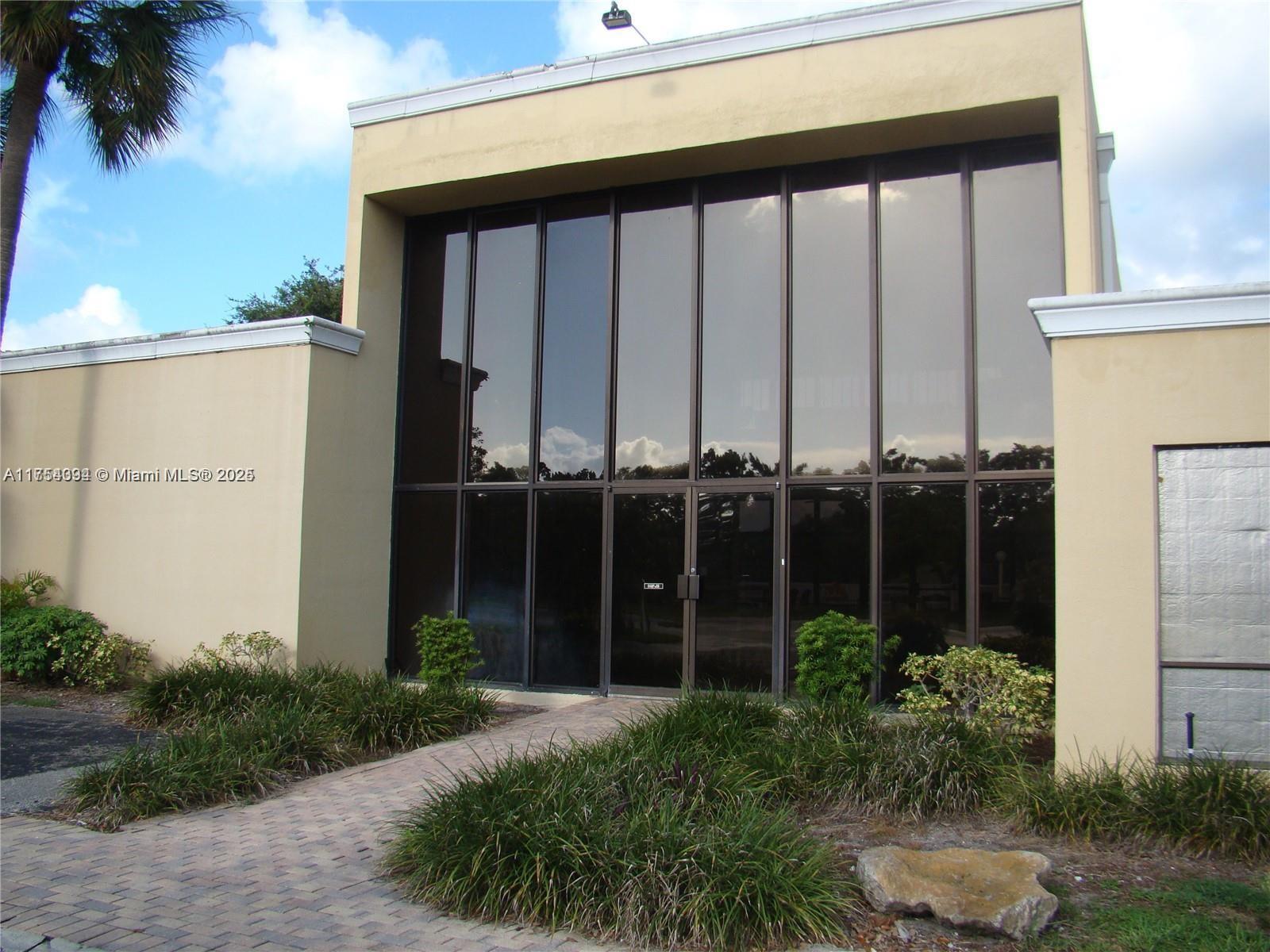 Property photo # 0
