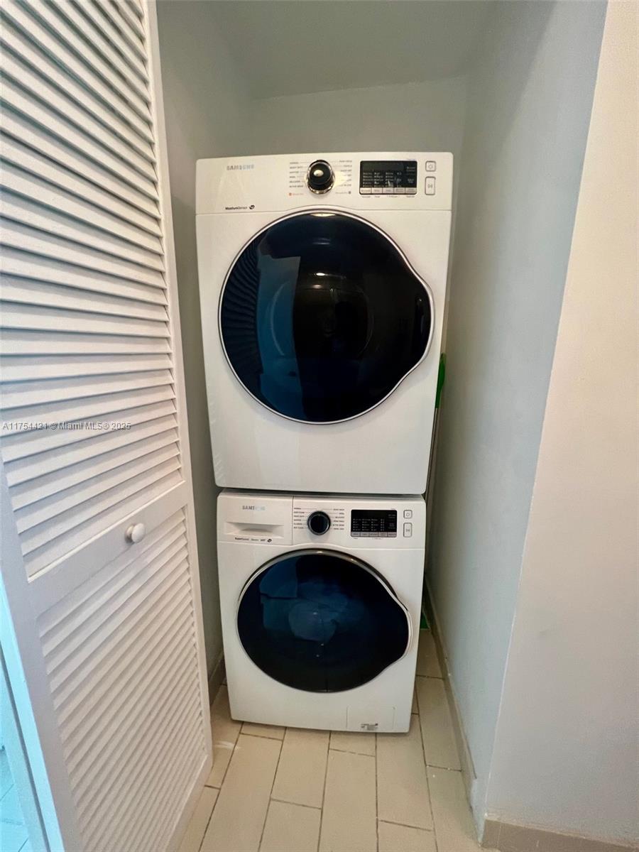 Listing Photo 9