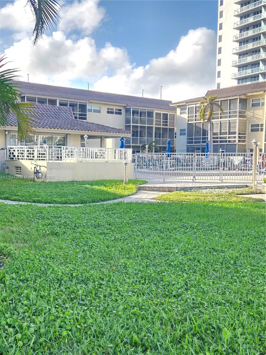 2600 Diana Dr #103, Hallandale Beach, Florida image 27