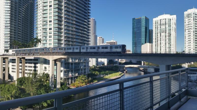 690 SW 1st Ct #2523, Miami FL 33130
