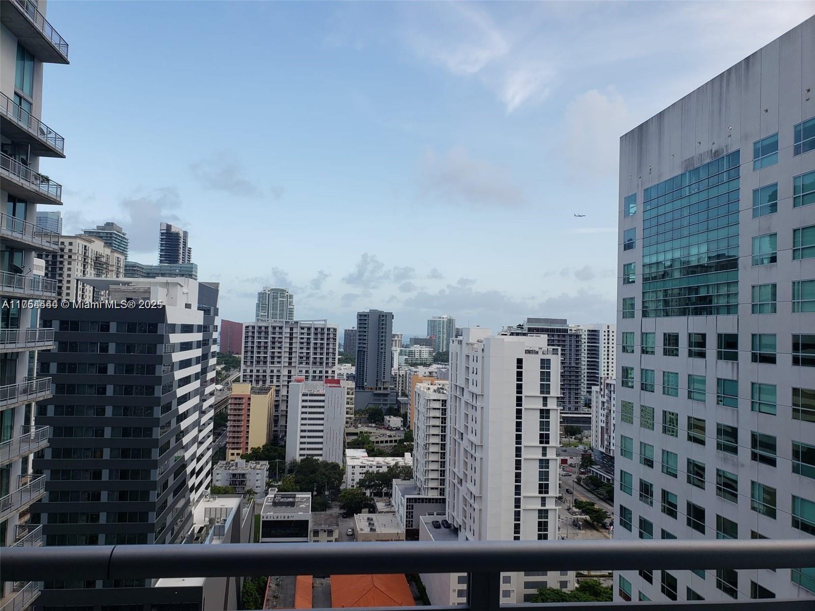 690 SW 1st Ct #2523, Miami FL 33130