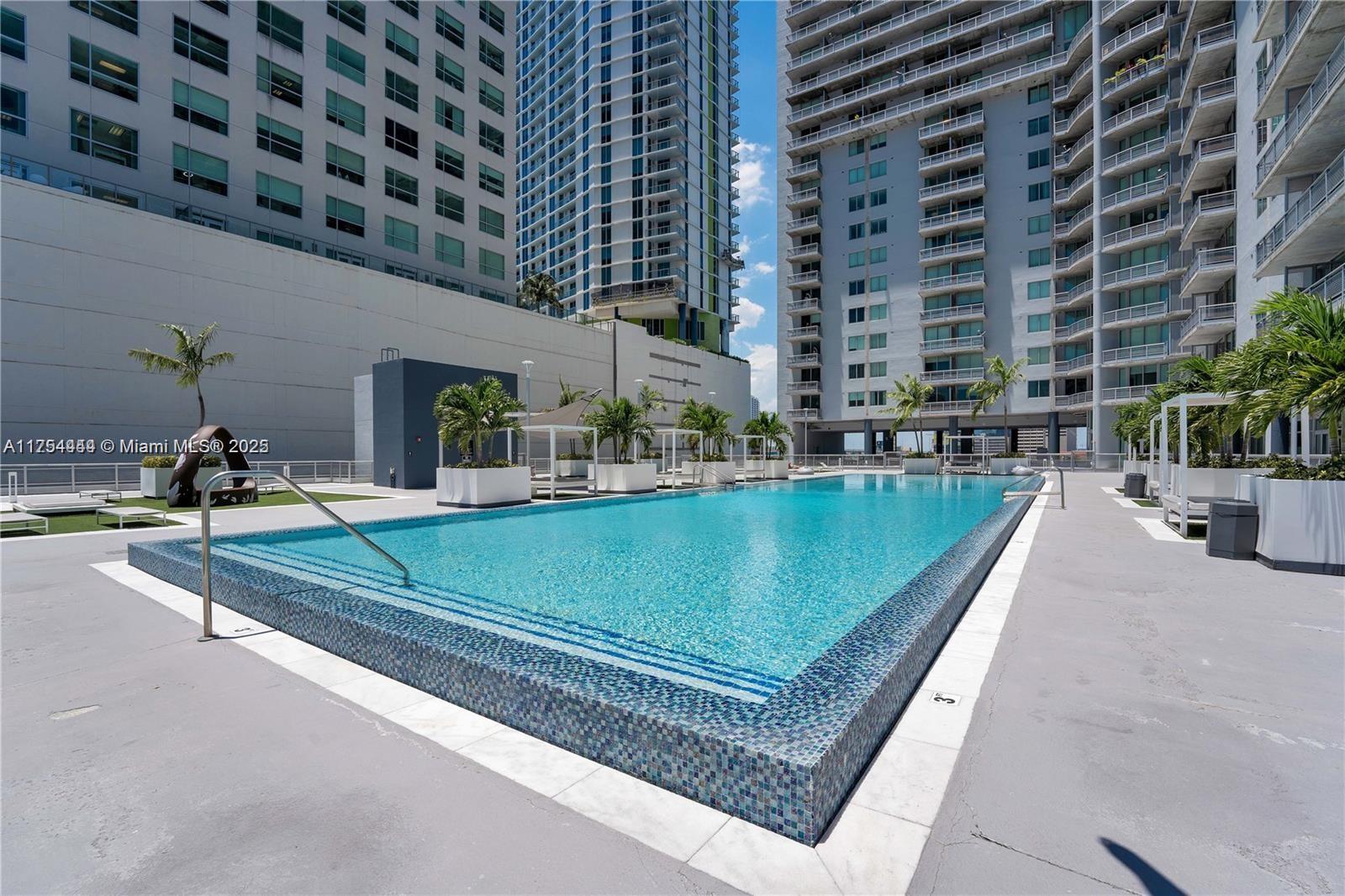 690 SW 1st Ct #2523, Miami FL 33130