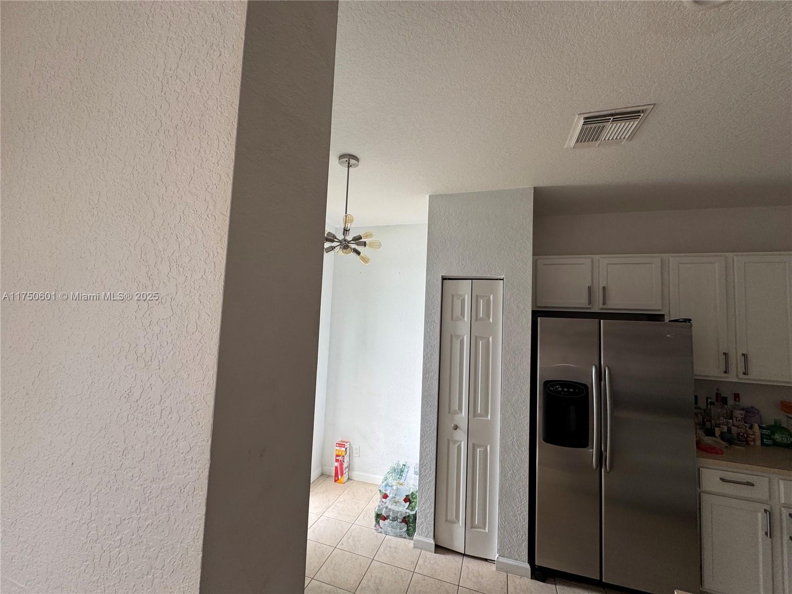 3216 Laurel Ridge Cir, Riviera Beach, Florida image 9
