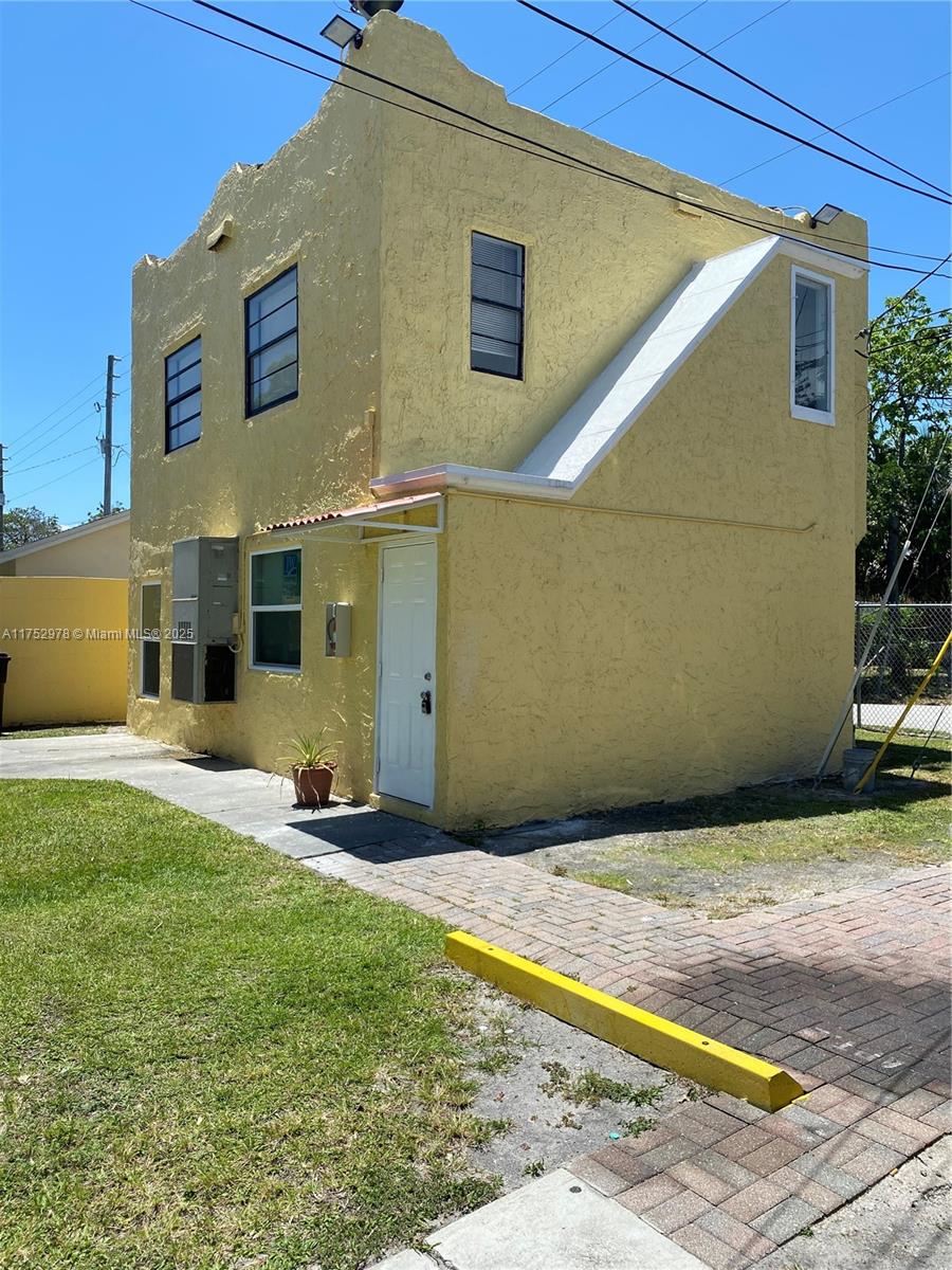 3011 Broadway Ave, West Palm Beach, Florida image 2
