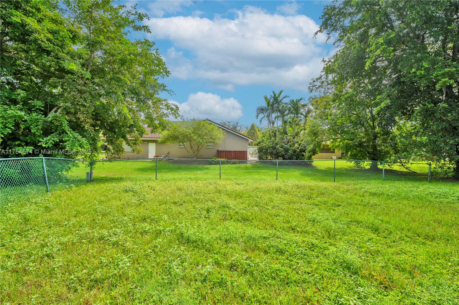 Listing Photo 29