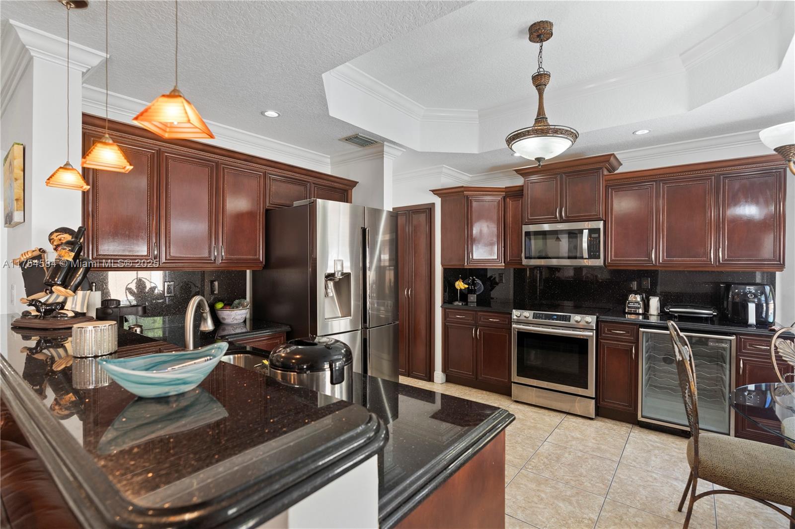 15421 SW 26th Ter, Miami, Florida image 8