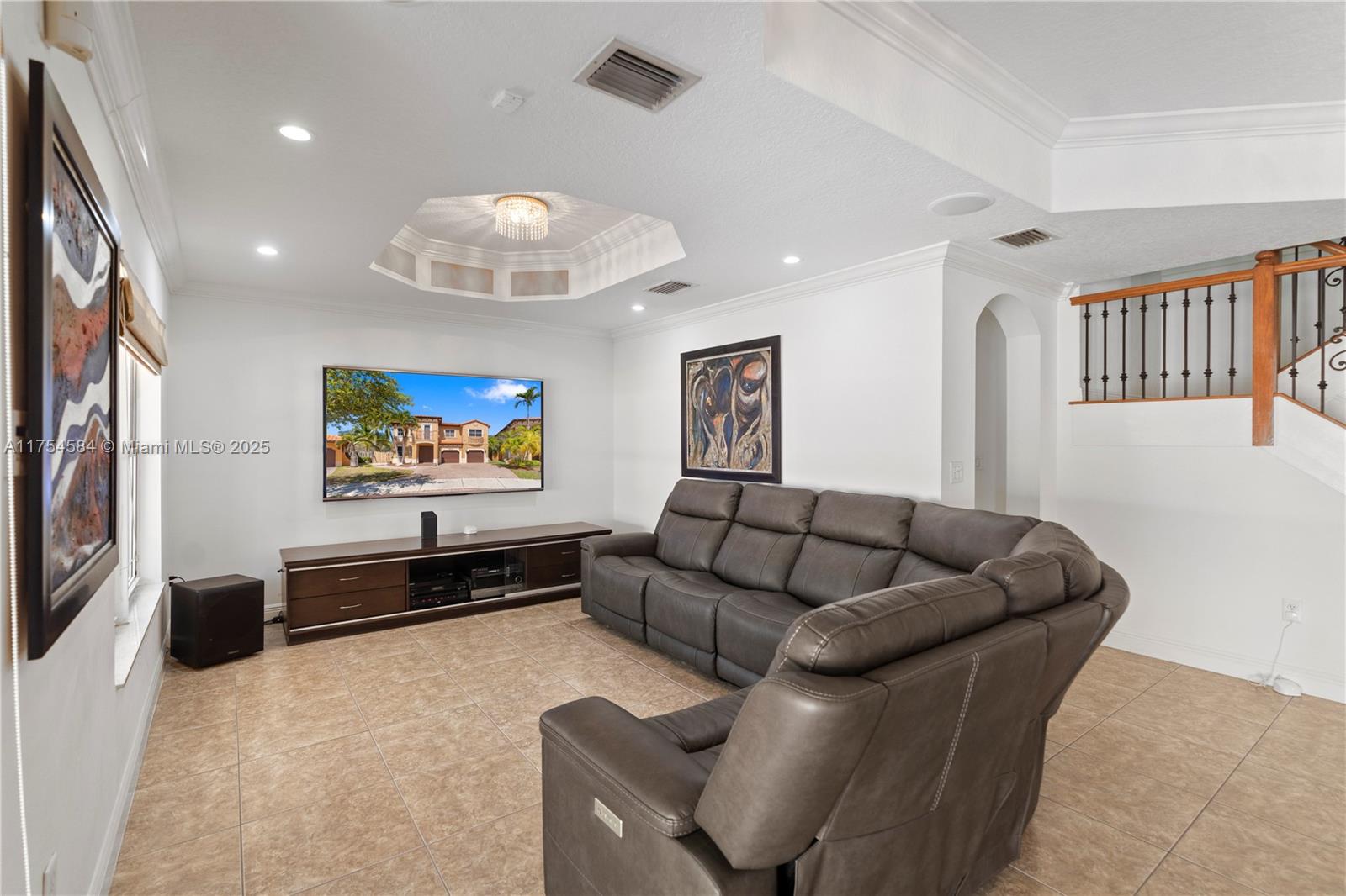 15421 SW 26th Ter, Miami, Florida image 9