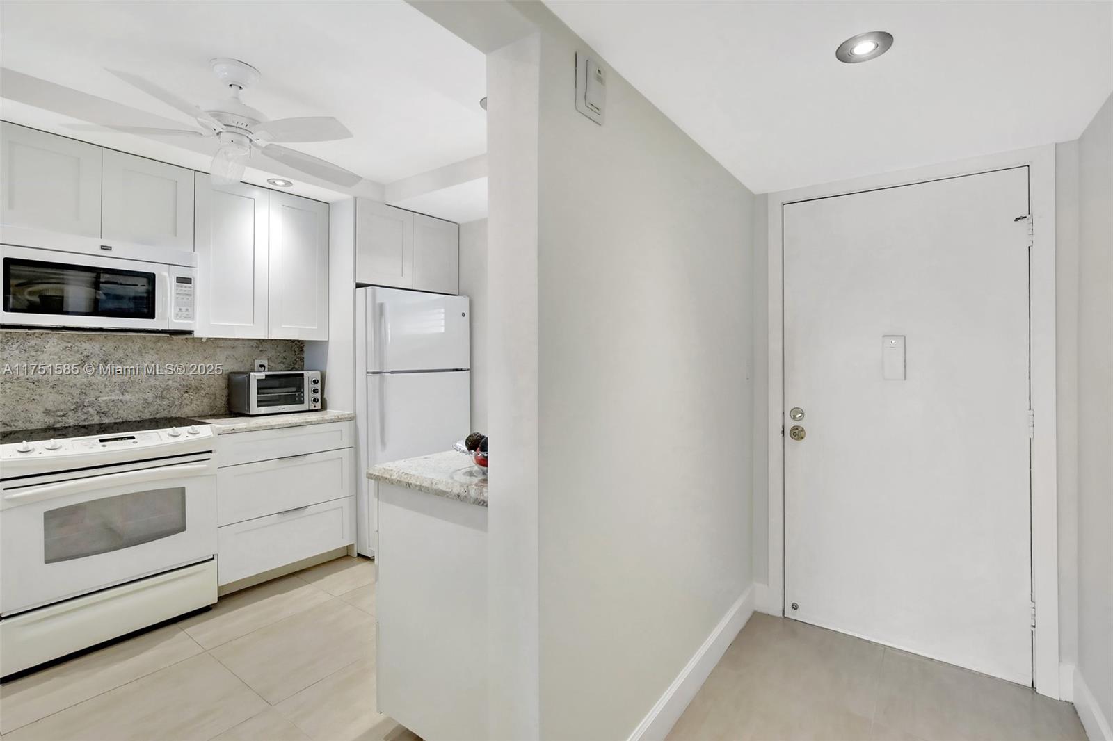3930 Inverrary Blvd #405-D, Lauderhill, Florida image 3