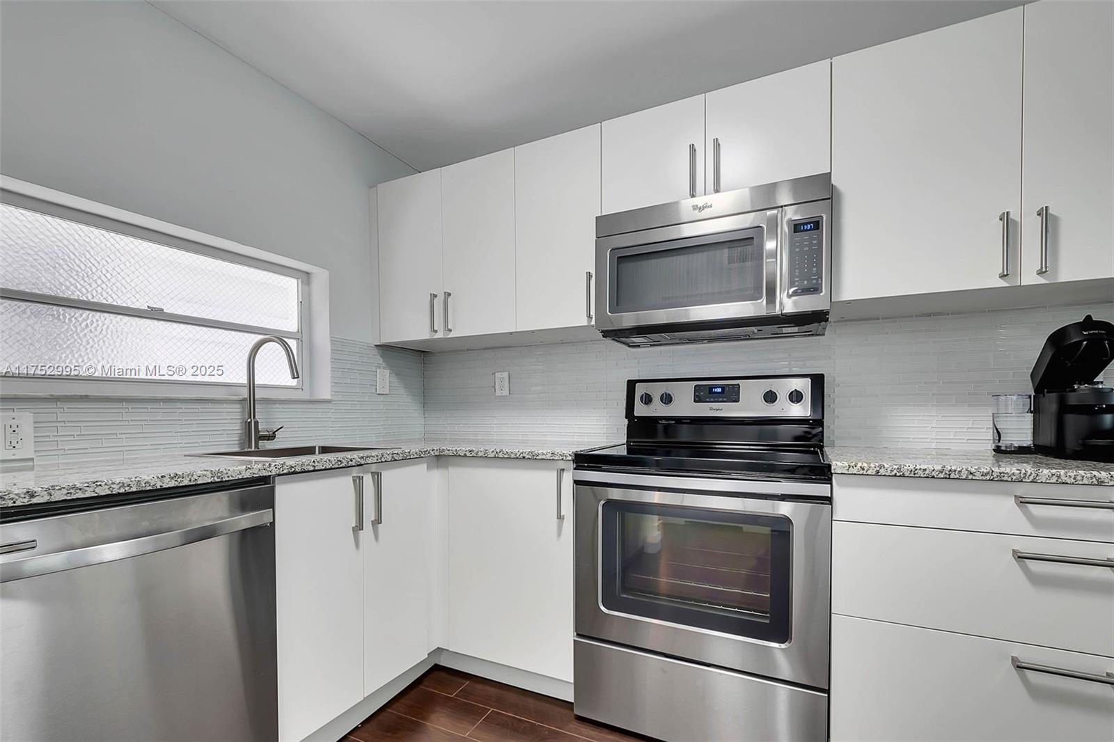 100 Ocean Lane Dr #202, Key Biscayne, Florida image 8