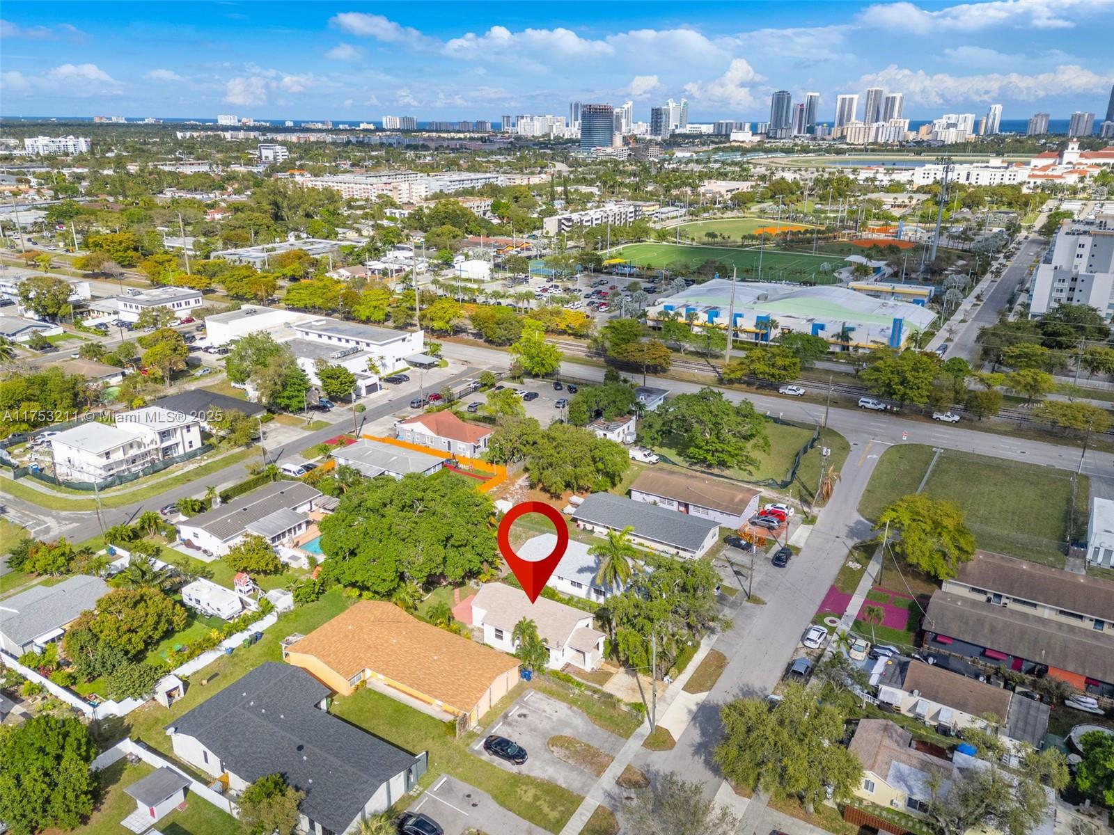 30 SW 7th St, Hallandale Beach, Florida image 29