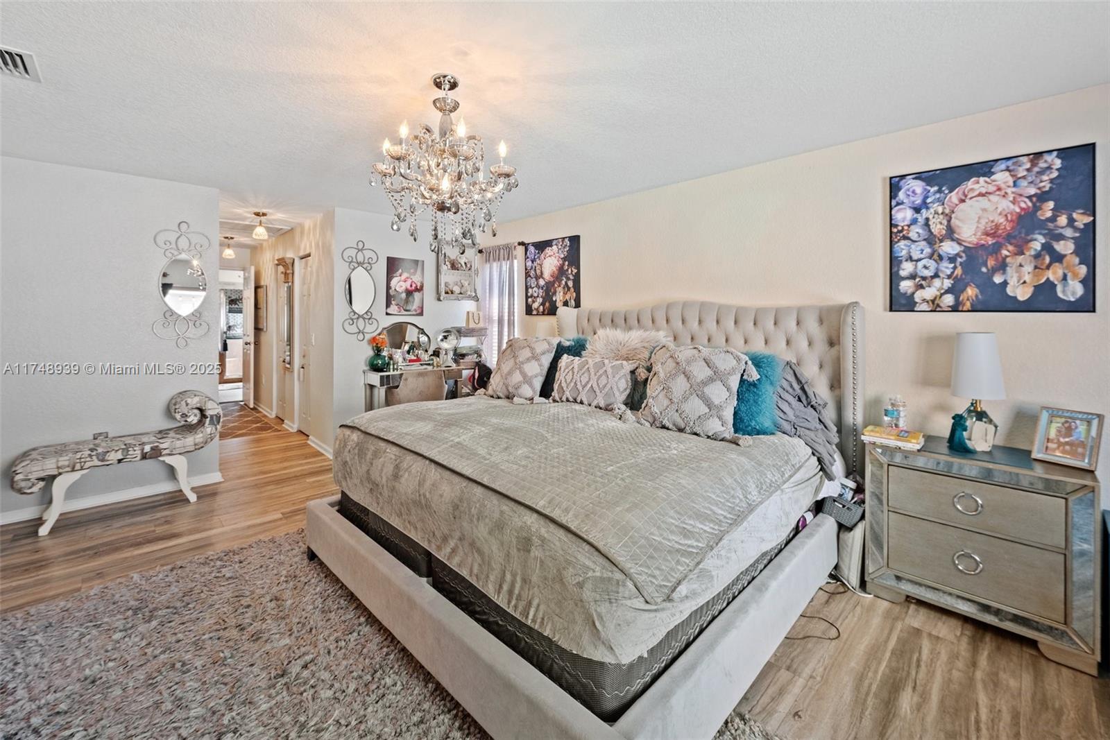 Listing Photo 18
