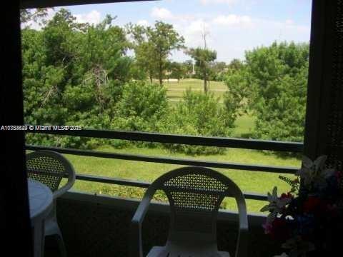 8401 Lagos De Campo Blvd #204V, Tamarac, Florida image 5