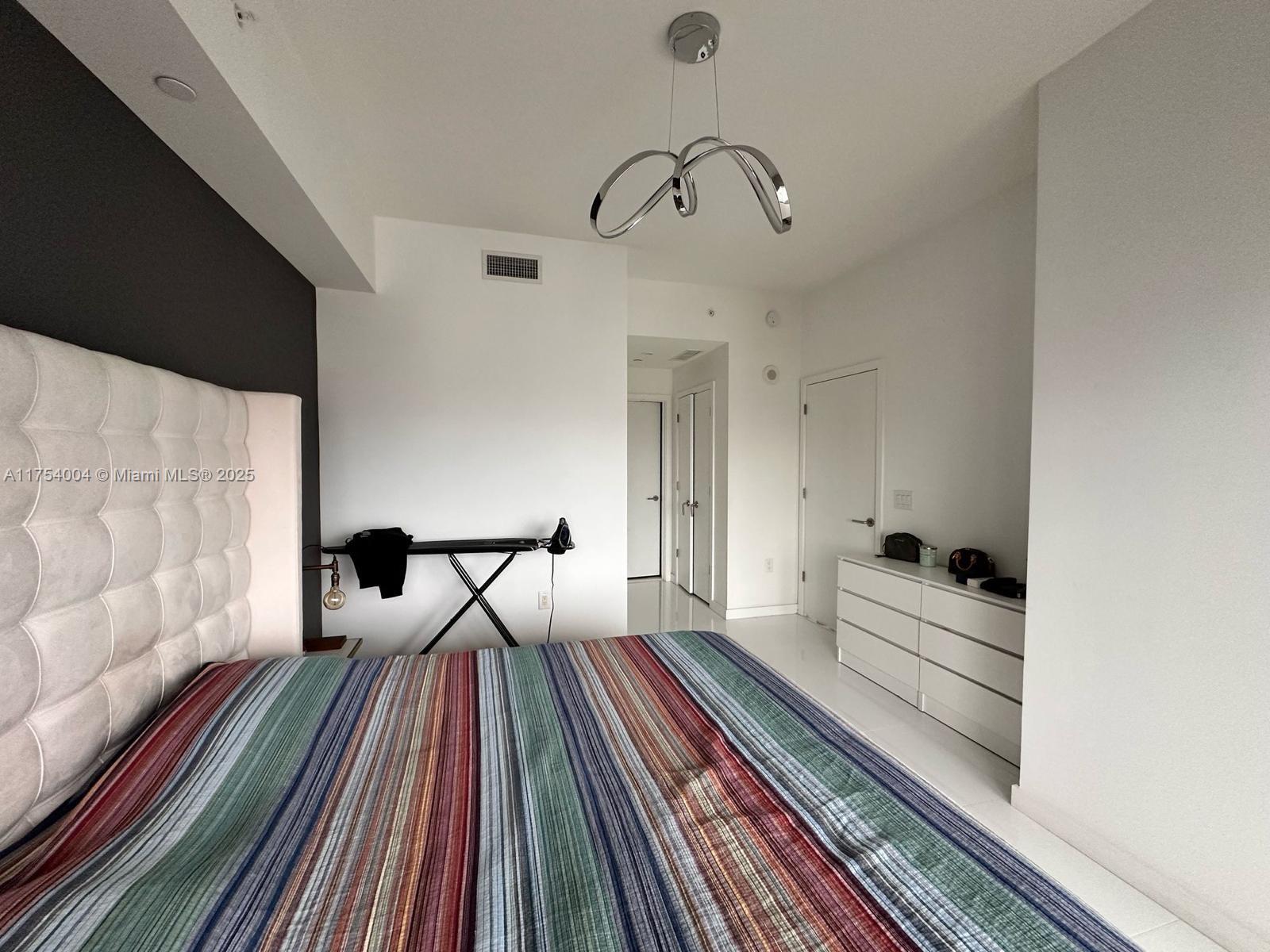 851 NE 1st Ave #2306, Miami FL 33132